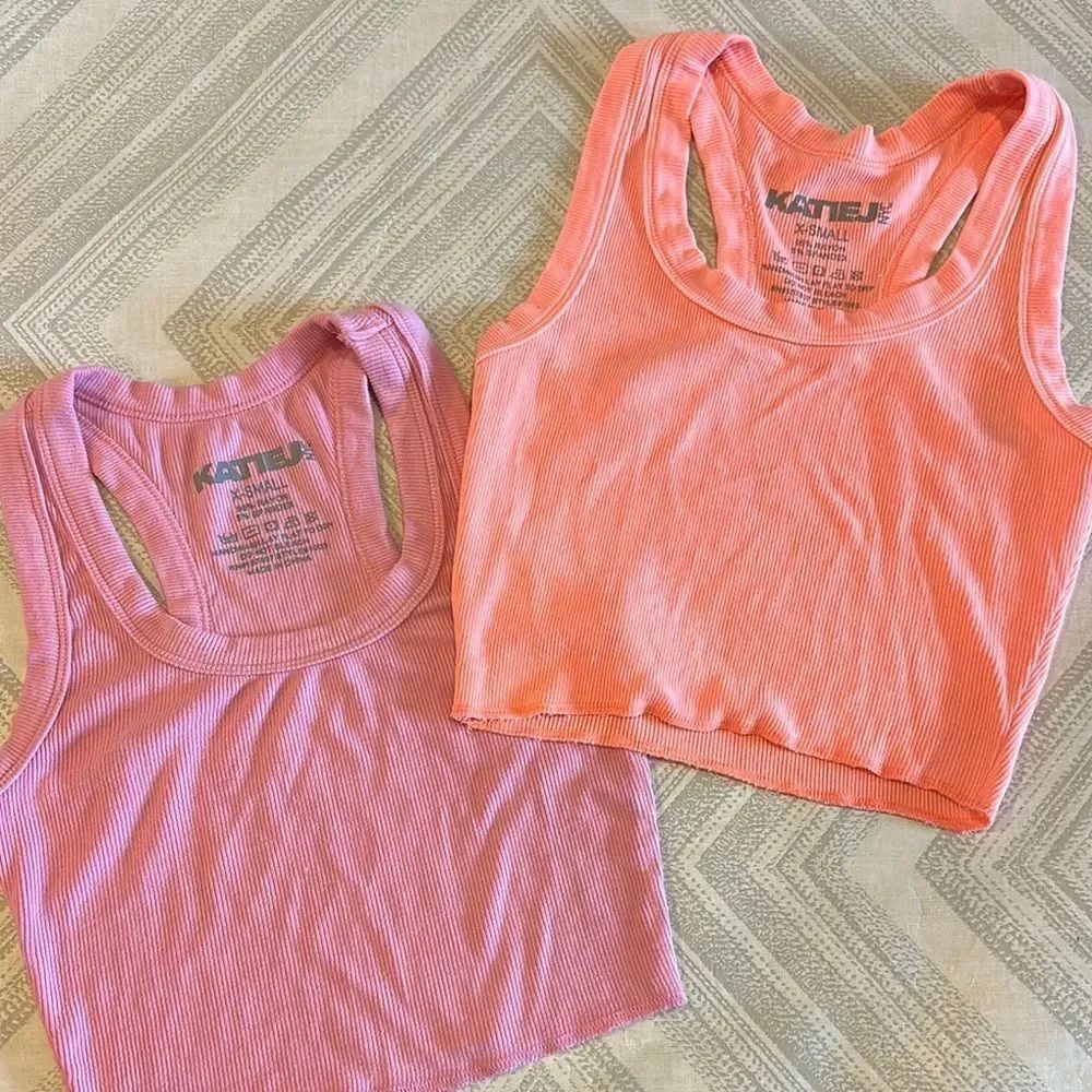 Katie J NYC Girls Pink and Orange Cropped Tank Tops - Size XS